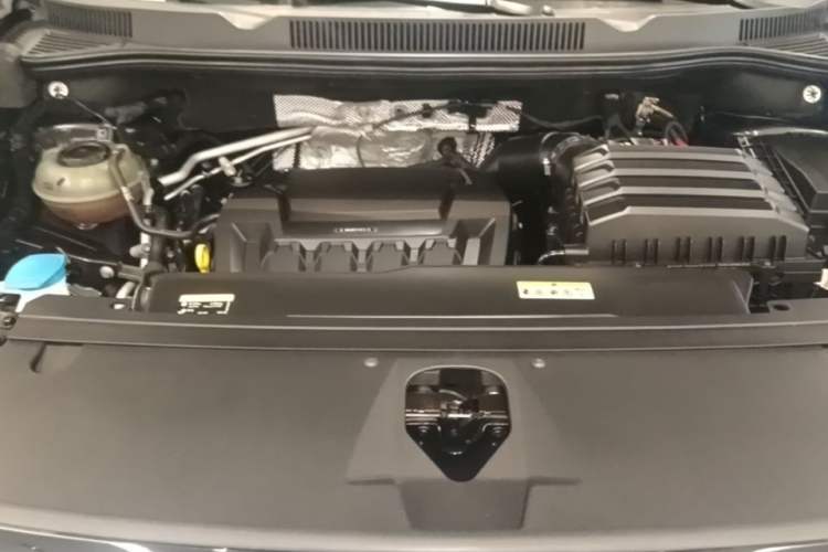 Used Volkswagen Talagon 2021 380TSI Four-Wheel Drive Luxury Premium Edition Pro Engine Bay