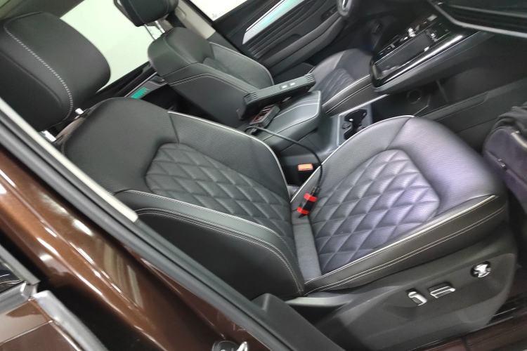 Used Volkswagen Talagon 2021 380TSI Four-Wheel Drive Flagship Version Right Front Seat