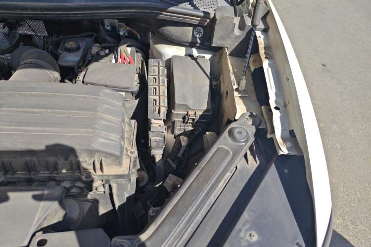 Used Volkswagen Talagon 2021 380TSI Four-Wheel Drive R-Line Touareg Edition Engine Bay Left