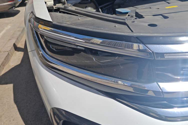 Used Volkswagen Talagon 2021 380TSI Four-Wheel Drive R-Line Touareg Edition Right Front Headlight