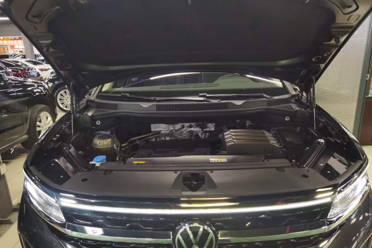Used Volkswagen Talagon 2021 330TSI Two-Wheel-Drive Luxury Edition – Scenic Version Engine Bay