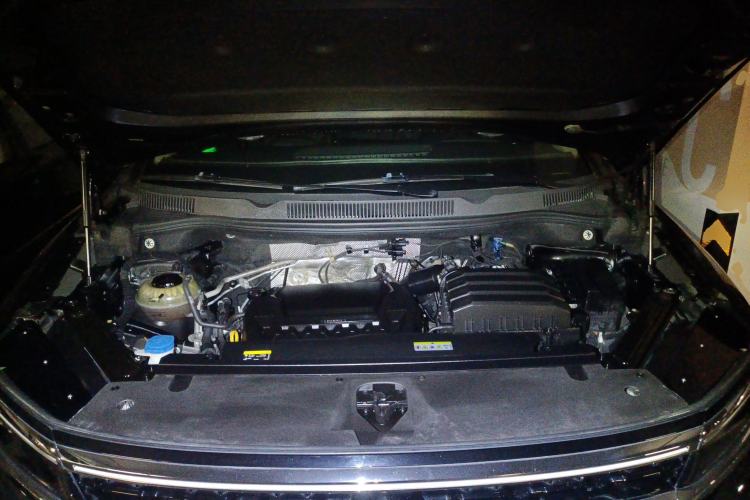 Used Volkswagen Talagon 2021 330TSI Two-Wheel-Drive Luxury Edition – Scenic Version Engine Bay
