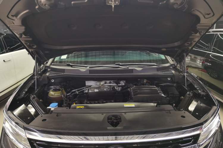 Used Volkswagen Talagon 2021 330TSI Two-Wheel-Drive Luxury Edition – Scenic Version Engine Bay