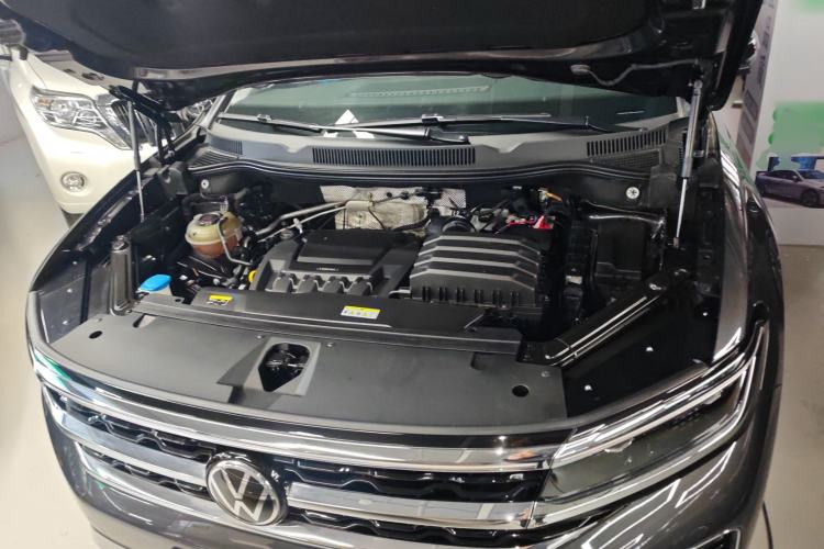 Used Volkswagen Talagon 2021 380TSI Four-Wheel Drive Luxury Premium Edition Pro Engine Bay