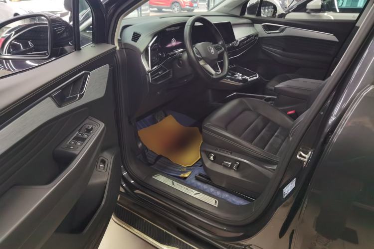 Used Volkswagen Talagon 2021 330TSI Two-Wheel-Drive Luxury Edition – Scenic Version Interior 3