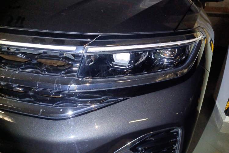 Used Volkswagen Talagon 2021 330TSI Two-Wheel-Drive Luxury Edition – Scenic Version Left Front Headlight