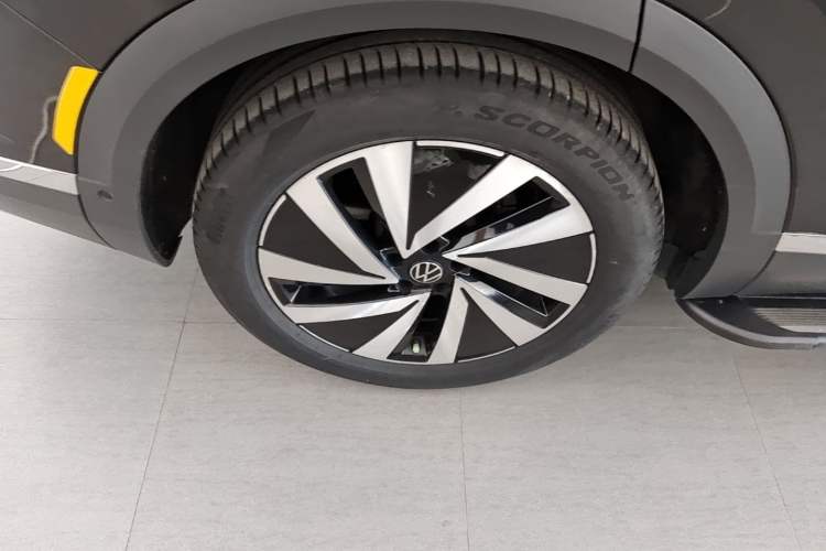 Used Volkswagen Talagon 2021 380TSI Four-Wheel Drive Luxury Premium Edition Pro Right Rear Wheel Hub