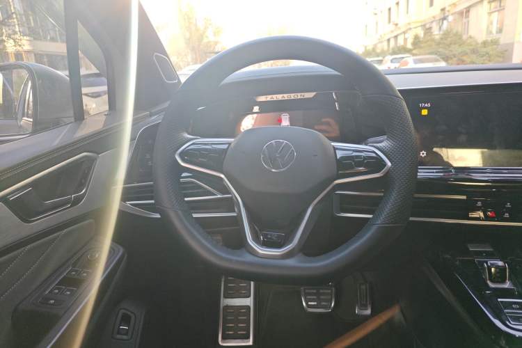 Used Volkswagen Talagon 2021 380TSI Four-Wheel Drive R-Line Touareg Edition Steering Wheel