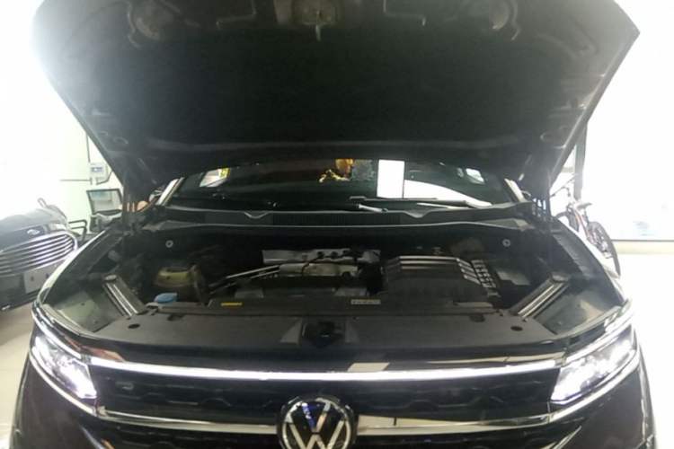 Used Volkswagen Talagon 2021 380TSI Four-Wheel Drive R-Line Touareg Edition Engine Bay