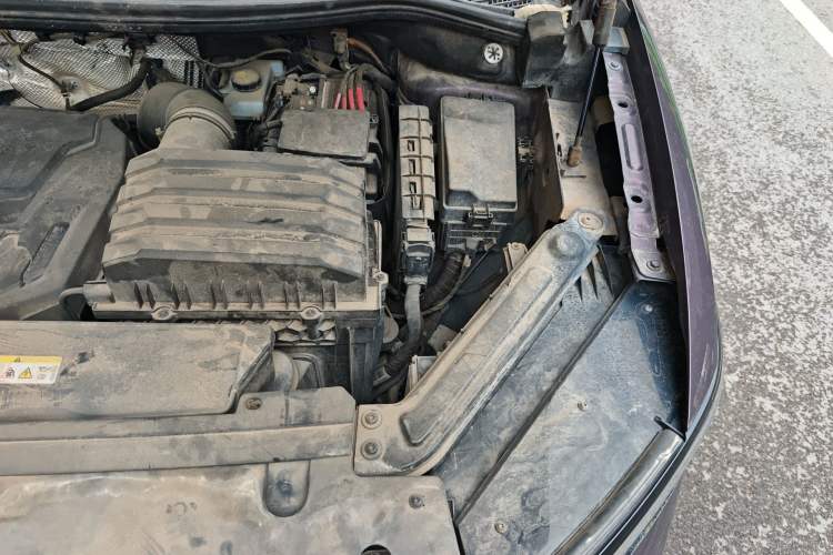 Used Volkswagen Talagon 2021 380TSI Four-Wheel Drive R-Line Touareg Edition Engine Bay Left