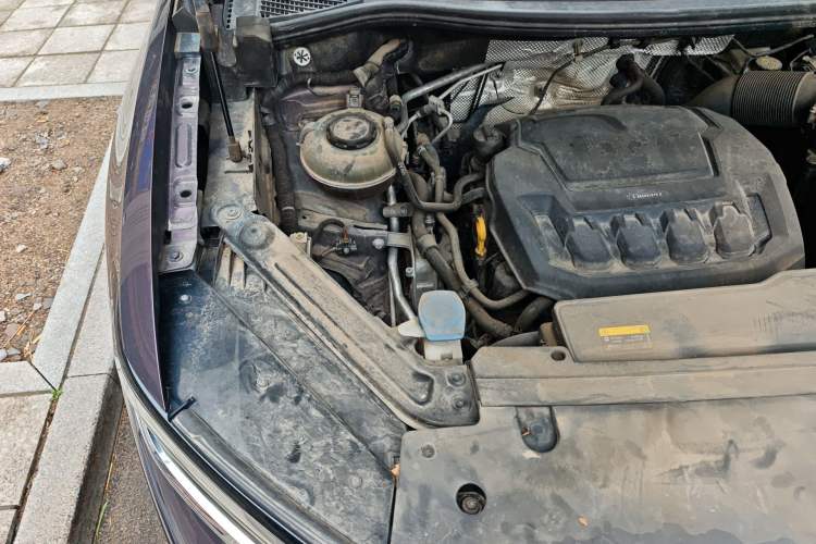 Used Volkswagen Talagon 2021 380TSI Four-Wheel Drive R-Line Touareg Edition Engine Bay Right