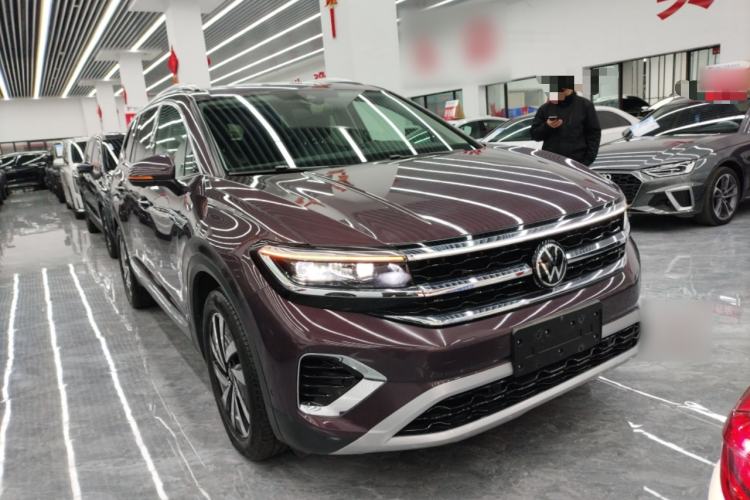 Used Volkswagen Talagon 2021 380TSI Four-Wheel Drive Luxury Premium Edition Pro Front Right 45 Deg