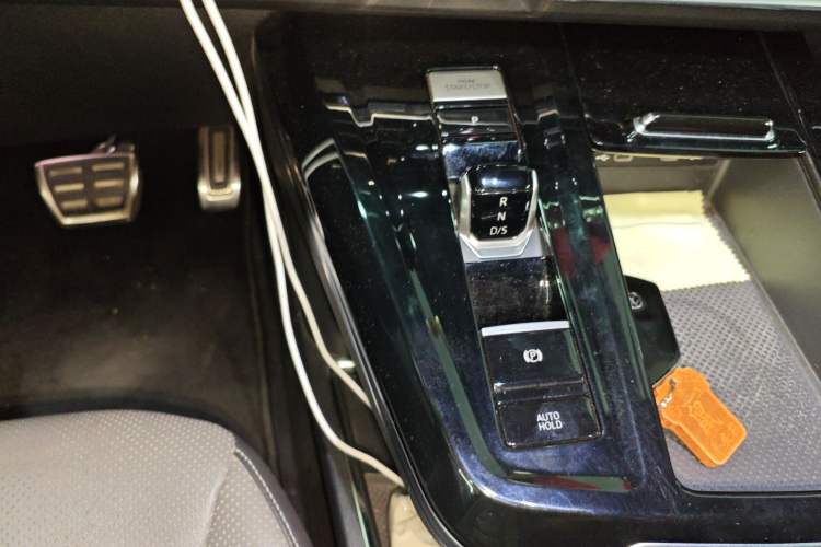 Used Volkswagen Talagon 2021 380TSI Four-Wheel Drive R-Line Touareg Edition Gear Lever