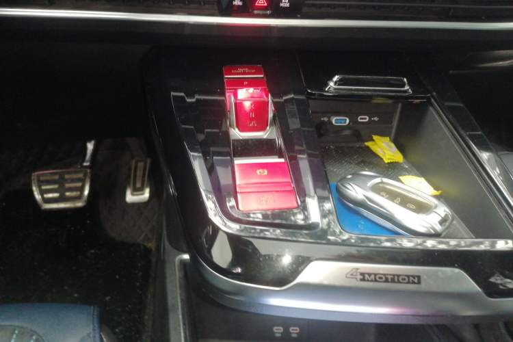Used Volkswagen Talagon 2021 380TSI Four-Wheel Drive R-Line Touareg Edition Gear Lever