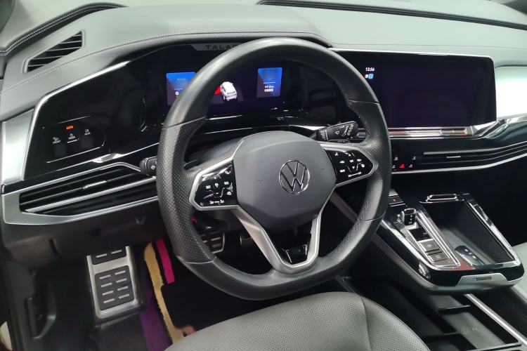 Used Volkswagen Talagon 2021 380TSI Four-Wheel Drive R-Line Touareg Edition Interior 2