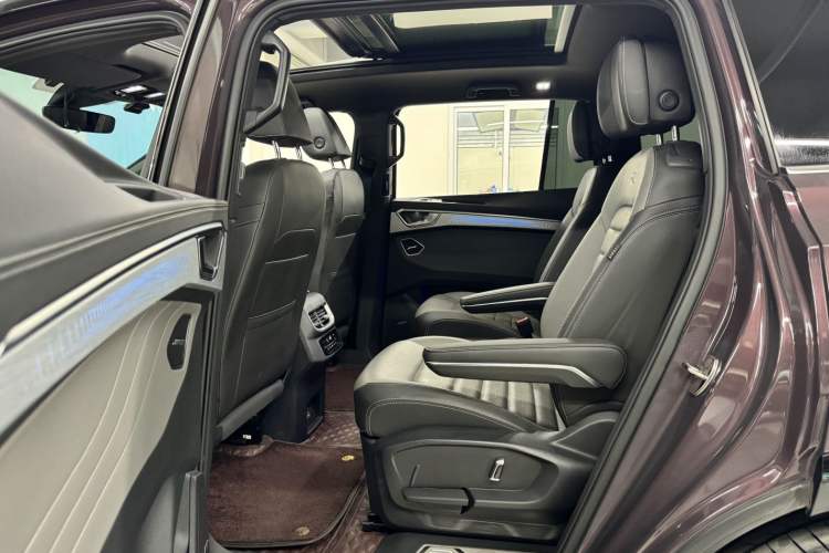 Used Volkswagen Talagon 2021 380TSI Four-Wheel Drive R-Line Touareg Edition Interior 4