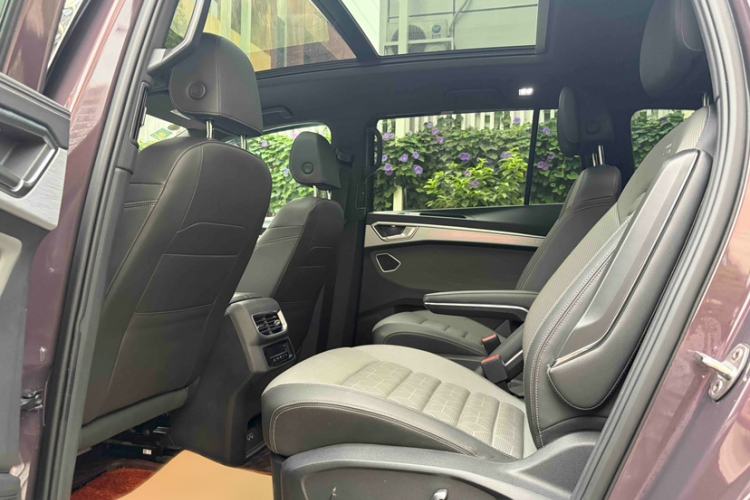 Used Volkswagen Talagon 2021 380TSI Four-Wheel Drive R-Line Touareg Edition Interior 6