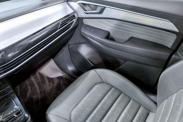 Used Volkswagen Talagon 2021 380TSI Four-Wheel Drive R-Line Touareg Edition Interior 9