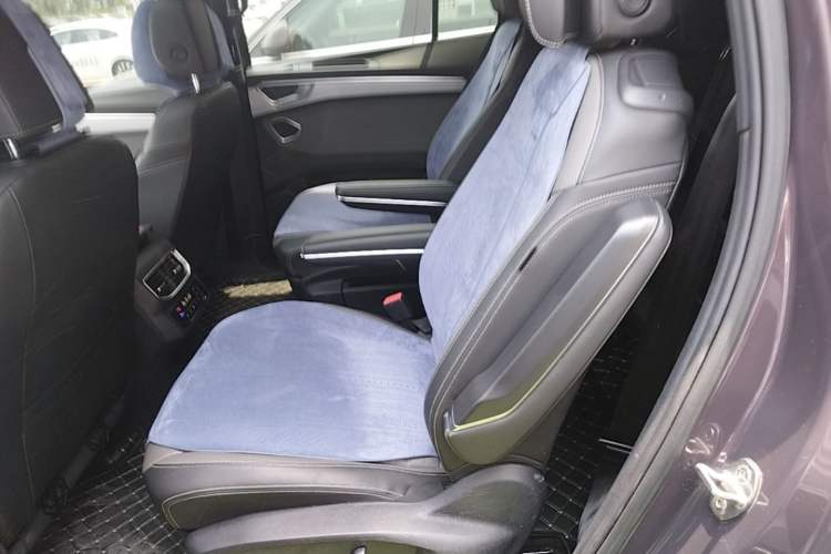 Used Volkswagen Talagon 2021 380TSI Four-Wheel Drive R-Line Touareg Edition Left Rear Seat
