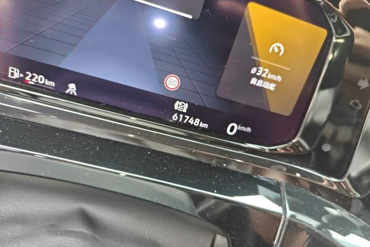 Used Volkswagen Talagon 2021 380TSI Four-Wheel Drive R-Line Touareg Edition Odometer Close Up