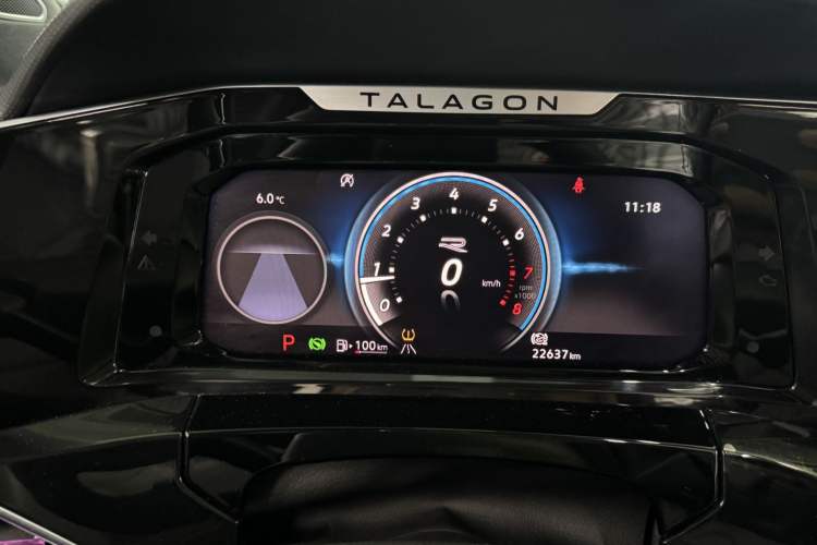 Used Volkswagen Talagon 2021 380TSI Four-Wheel Drive R-Line Touareg Edition Odometer Close Up
