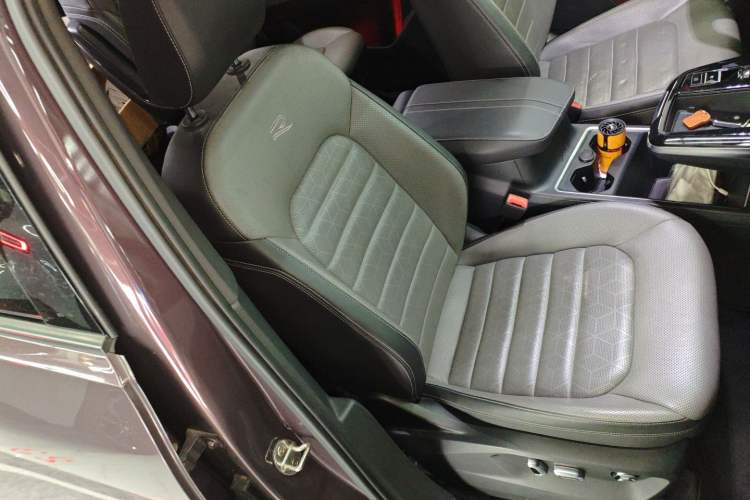 Used Volkswagen Talagon 2021 380TSI Four-Wheel Drive R-Line Touareg Edition Right Front Seat
