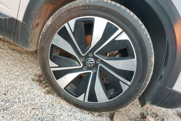 Used Volkswagen Talagon 2021 380TSI Four-Wheel Drive Flagship Version Right Front Wheel Hub
