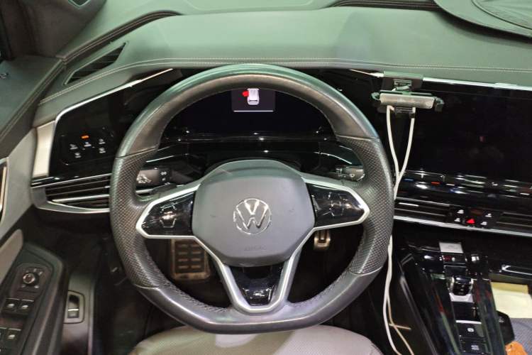 Used Volkswagen Talagon 2021 380TSI Four-Wheel Drive R-Line Touareg Edition Steering Wheel