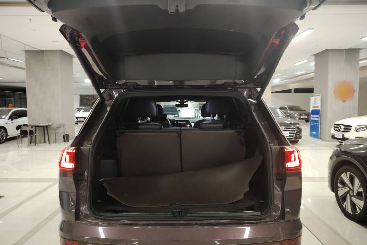 Used Volkswagen Talagon 2021 380TSI Four-Wheel Drive R-Line Touareg Edition Trunk