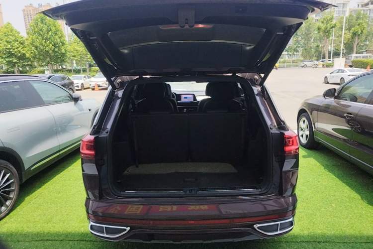 Used Volkswagen Talagon 2021 380TSI Four-Wheel Drive R-Line Touareg Edition Trunk