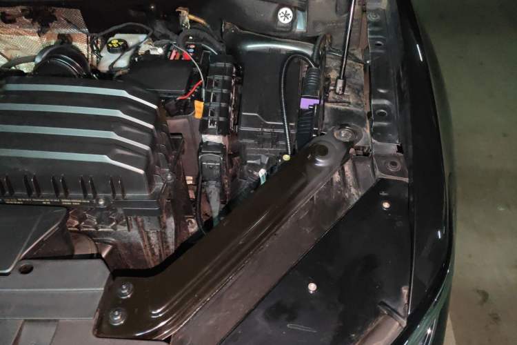 Used Volkswagen Talagon 2021 380TSI Four-Wheel Drive Luxury Premium Edition Pro Engine Bay Left