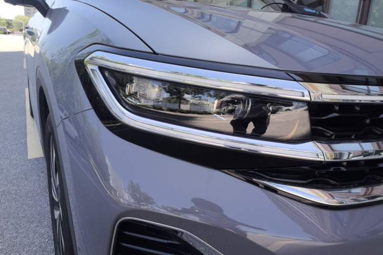 Used Volkswagen Talagon 2021 380TSI Four-Wheel Drive Luxury "Jiajing" Edition Pro Limited Edition Right Front Headlight