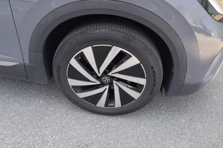 Used Volkswagen Talagon 2021 380TSI Four-Wheel Drive Luxury "Jiajing" Edition Pro Limited Edition Right Front Wheel Hub