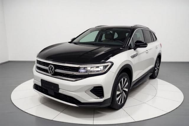 Ojetý Volkswagen Talagon 2021 380TSI Four-Wheel Drive Luxury Premium Edition Pro
