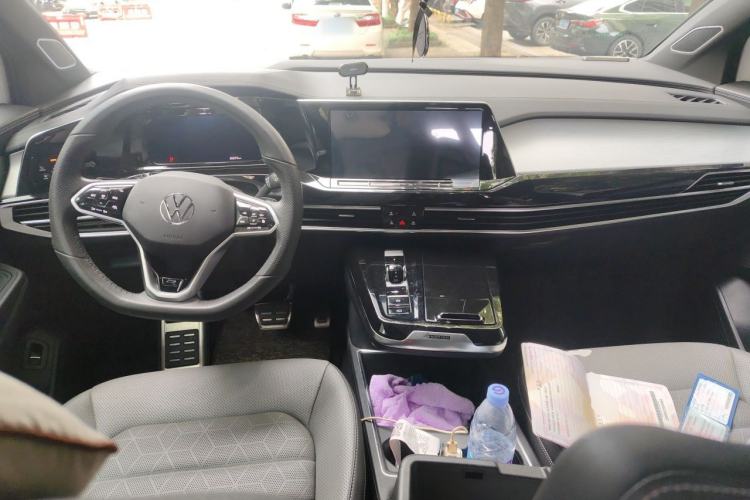 Used Volkswagen Talagon 2021 380TSI Four-Wheel Drive R-Line Touareg Edition Center Console
