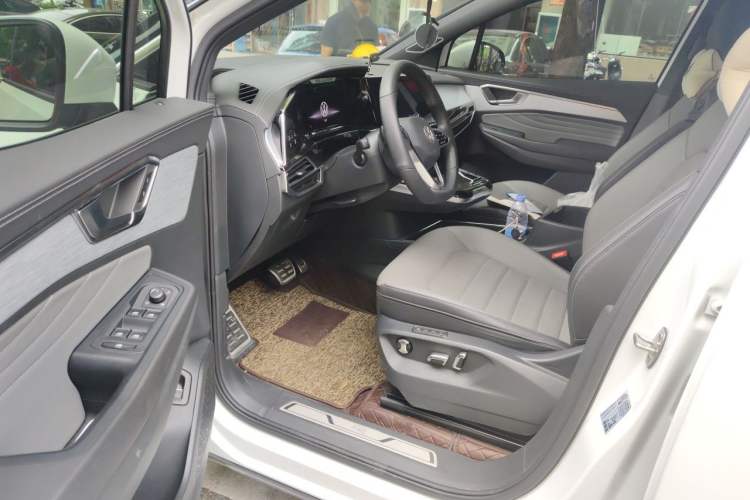 Used Volkswagen Talagon 2021 380TSI Four-Wheel Drive R-Line Touareg Edition Driver Seat