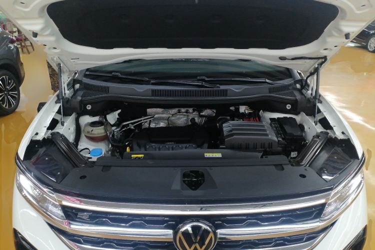 Used Volkswagen Talagon 2021 380TSI Four-Wheel Drive R-Line Touareg Edition Engine Bay
