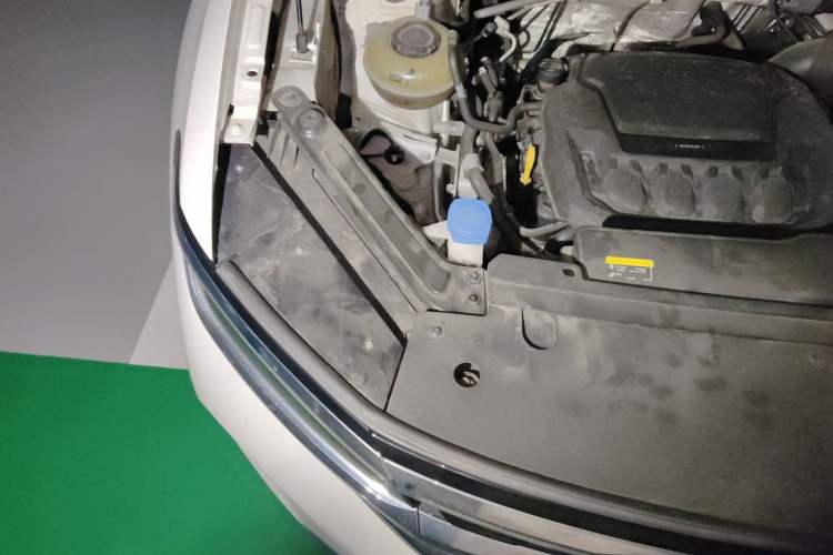 Used Volkswagen Talagon 2021 380TSI Four-Wheel Drive Flagship Version Engine Bay Right