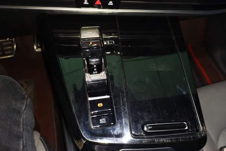 Used Volkswagen Talagon 2021 380TSI Four-Wheel Drive R-Line Touareg Edition Gear Lever