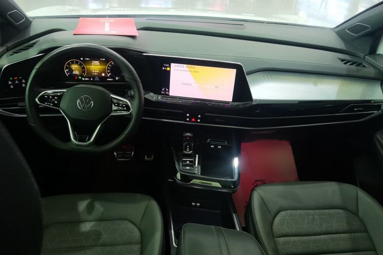 Used Volkswagen Talagon 2021 380TSI Four-Wheel Drive R-Line Touareg Edition Interior 3