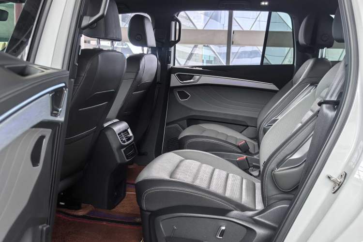 Used Volkswagen Talagon 2021 380TSI Four-Wheel Drive R-Line Touareg Edition Interior 8