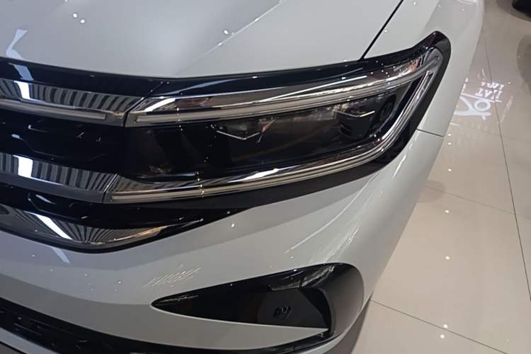Used Volkswagen Talagon 2021 380TSI Four-Wheel Drive R-Line Touareg Edition Left Front Headlight