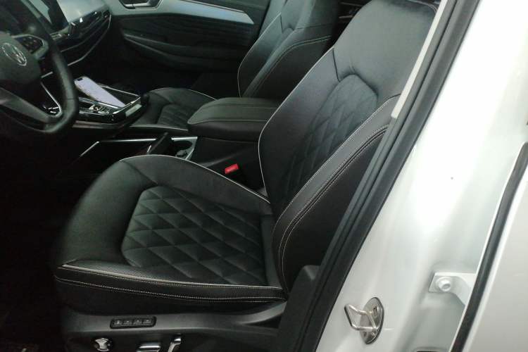 Used Volkswagen Talagon 2021 530TSI Four-Wheel Drive Flagship Shengjing Edition Pro Left Front Seat