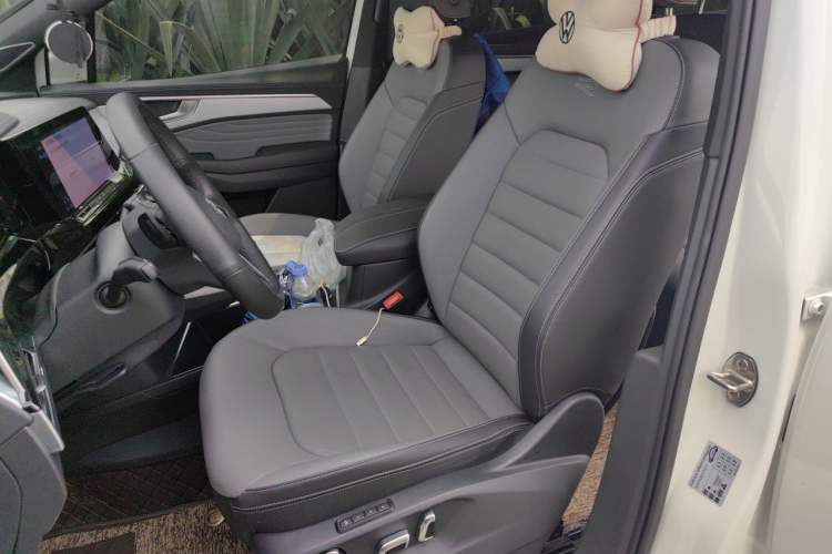 Used Volkswagen Talagon 2021 380TSI Four-Wheel Drive R-Line Touareg Edition Left Front Seat