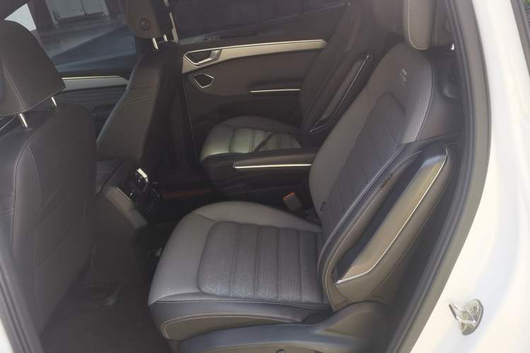 Used Volkswagen Talagon 2021 380TSI Four-Wheel Drive R-Line Touareg Edition Left Rear Seat