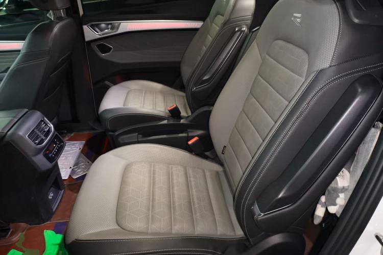 Used Volkswagen Talagon 2021 380TSI Four-Wheel Drive R-Line Touareg Edition Left Rear Seat