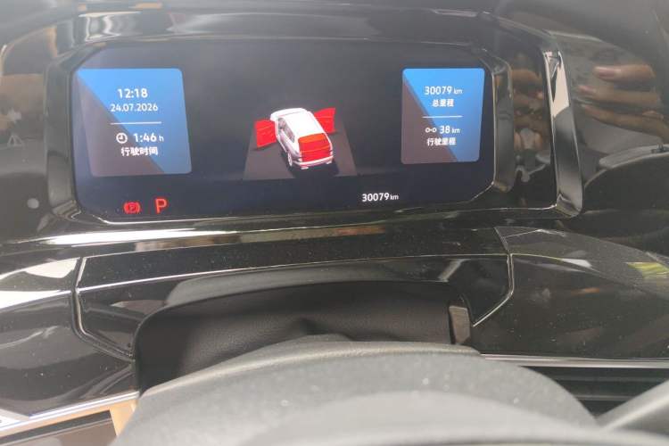 Used Volkswagen Talagon 2021 380TSI Four-Wheel Drive R-Line Touareg Edition Odometer Close Up