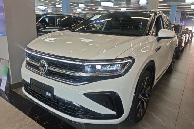 Gebrauchter Volkswagen Talagon 2021 380TSI Four-Wheel Drive R-Line Touareg Edition