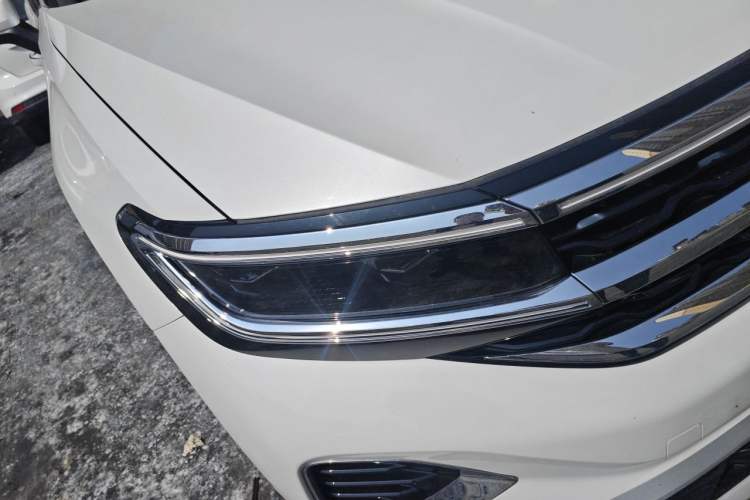 Used Volkswagen Talagon 2021 380TSI Four-Wheel Drive Flagship Version Right Front Headlight