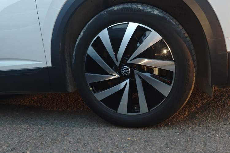 Used Volkswagen Talagon 2021 380TSI Four-Wheel Drive Luxury Premium Edition Pro Right Front Wheel Hub